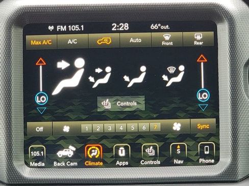Certified 2022 Jeep Wrangler Unlimited Sahara AWD/4WD image 28