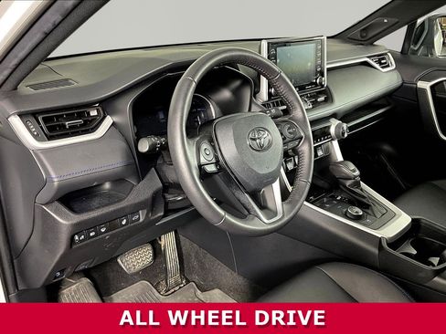 Used 2021 Toyota RAV4 XSE AWD/4WD image 15