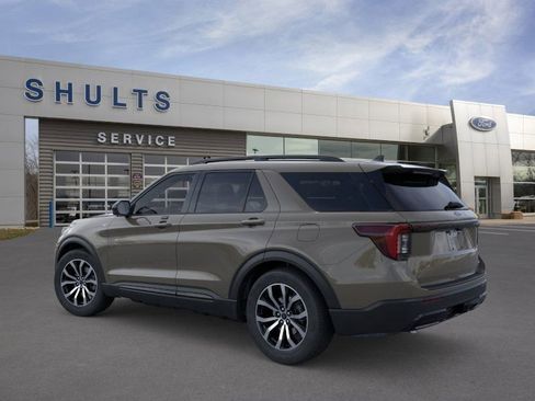 New 2026 Ford Explorer ST-Line image 4