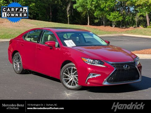 Used 2017 Lexus ES 350 w/ Luxury Package FWD image 1