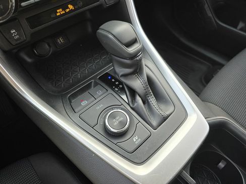 Used 2023 Toyota RAV4 LE image 36