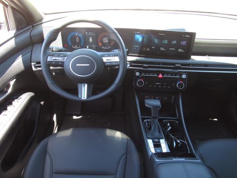 Used 2025 Hyundai Tucson XRT FWD image 17