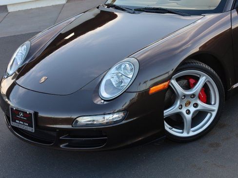 Used 2008 Porsche 911 Carrera S RWD image 6