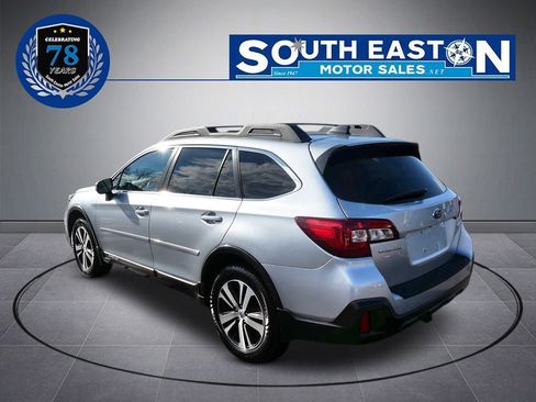 Used 2018 Subaru Outback 2.5i Limited image 5