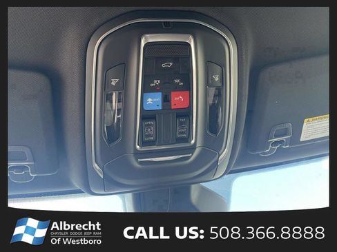 New 2026 Jeep Grand Cherokee Altitude AWD/4WD image 22