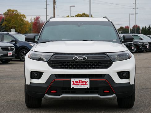 Used 2022 Ford Explorer Timberline image 2
