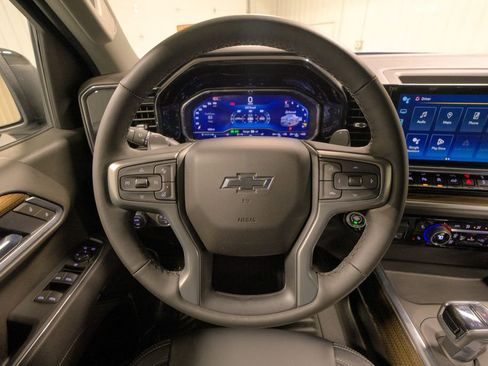 Used 2025 Chevrolet Silverado 1500 RST w/ Convenience Package II image 33