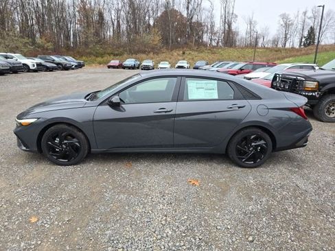 New 2026 Hyundai Elantra Sport FWD image 2