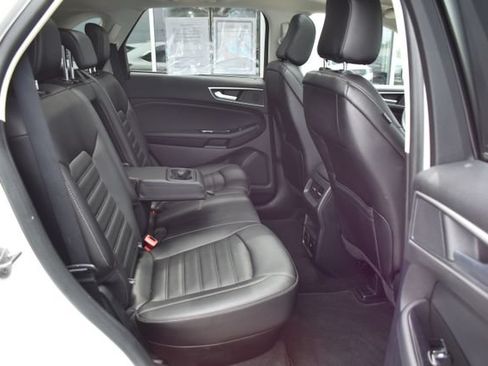 Used 2020 Ford Edge SEL w/ Convenience Package AWD/4WD image 41