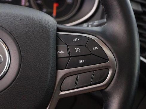 Used 2021 Jeep Cherokee Latitude Lux w/ Sun & Sound Group image 10