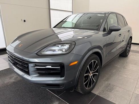 New 2026 Porsche Cayenne image 1