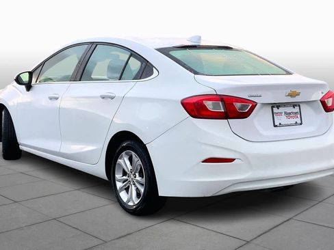 Used 2019 Chevrolet Cruze LT w/ LT Fleet Convenience Package image 11
