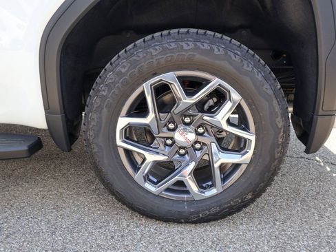 New 2026 GMC Sierra 1500 SLT w/ SLT Premium Plus Package AWD/4WD image 33