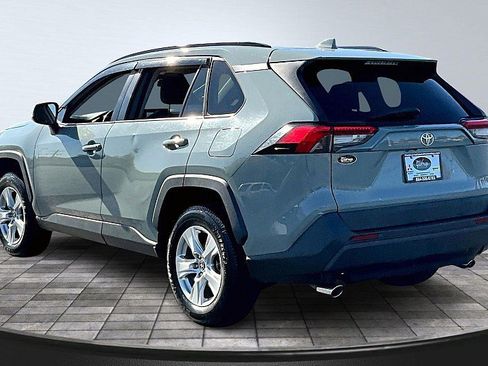 Used 2019 Toyota RAV4 XLE image 11
