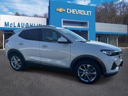 Certified 2023 Buick Encore GX Essence w/ Experience Buick Package image 4