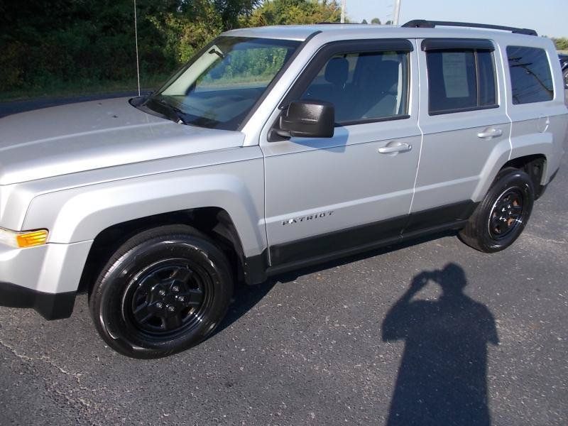 Used 2012 Jeep Patriot Sport w/ PWR Value Group AWD/4WD image 7