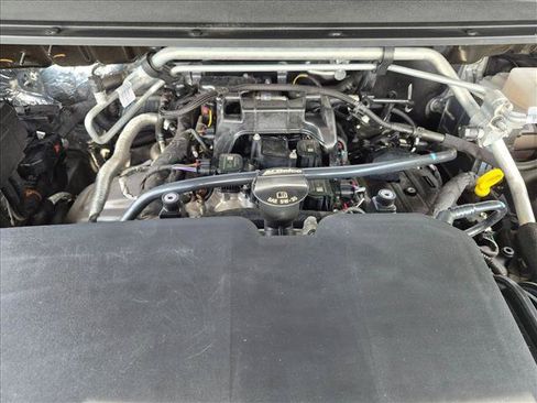 Used 2024 Chevrolet Colorado W/T RWD image 20