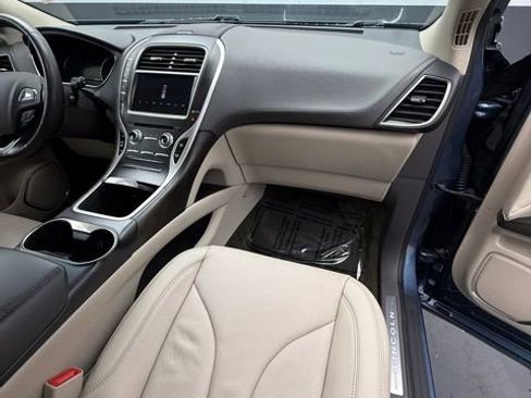 Used 2018 Lincoln MKX Reserve w/ Cargo Utility Package AWD/4WD image 47