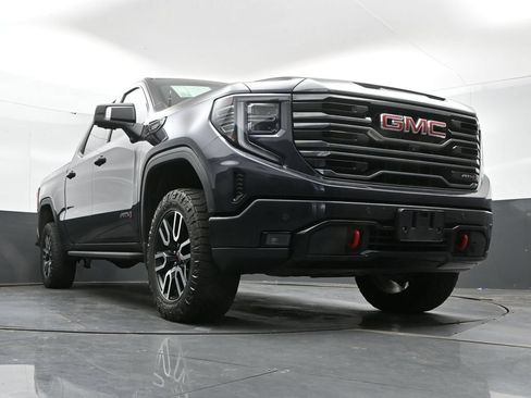 Used 2022 GMC Sierra 1500 AT4 w/ AT4 Premium Package AWD/4WD image 42