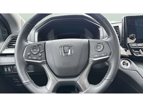 Used 2024 Honda Odyssey EX-L image 17
