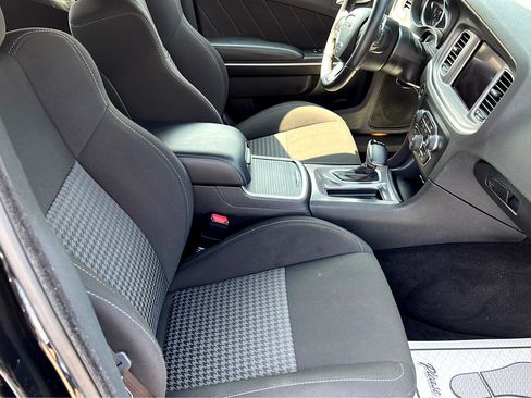 Used 2022 Dodge Charger GT image 16