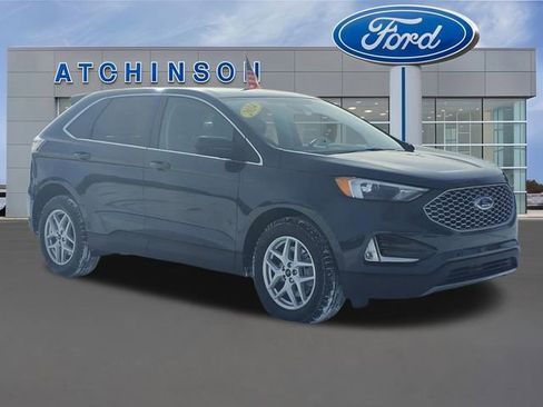 Certified 2024 Ford Edge SEL w/ Convenience Package image 3