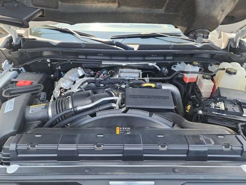 Certified 2021 GMC Sierra 2500 Denali w/ Denali Ultimate Package AWD/4WD image 30
