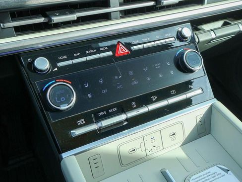 New 2026 Hyundai Elantra Sport image 22