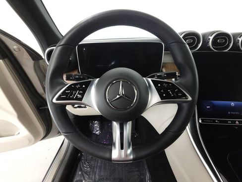 Certified 2023 Mercedes-Benz GLC 300 4MATIC image 11