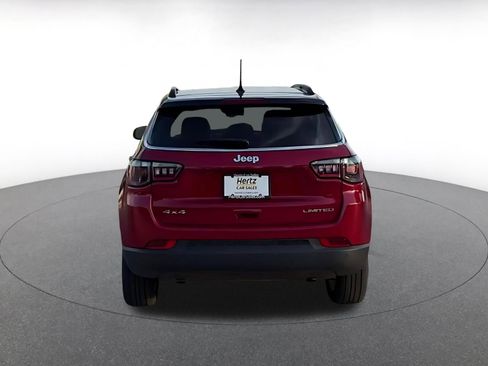 Used 2025 Jeep Compass Limited AWD/4WD image 12