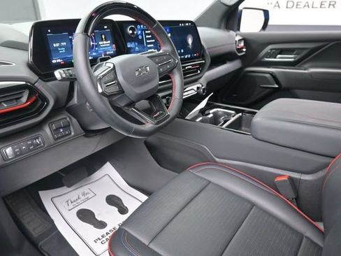 Used 2025 Chevrolet Silverado EV RST w/ LPO, Dark Package RST AWD/4WD image 18