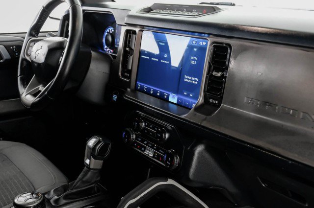 Used 2022 Ford Bronco Outer Banks w/ Sasquatch Package AWD/4WD image 22