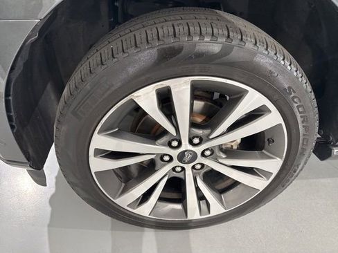 Used 2021 Ford Expedition Max Limited AWD/4WD image 4