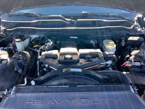 Used 2016 RAM 2500 Laramie image 32