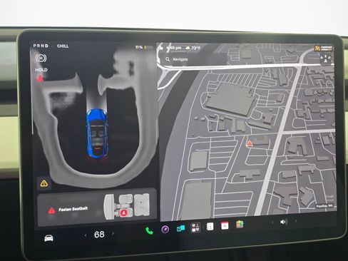 Used 2024 Tesla Model Y Long Range AWD/4WD image 40
