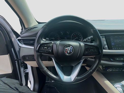 Used 2024 Buick Enclave Essence w/ Sport Touring Edition FWD image 10