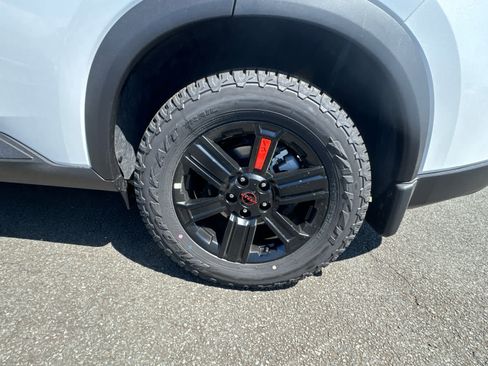 New 2026 Nissan Rogue SV AWD/4WD image 5