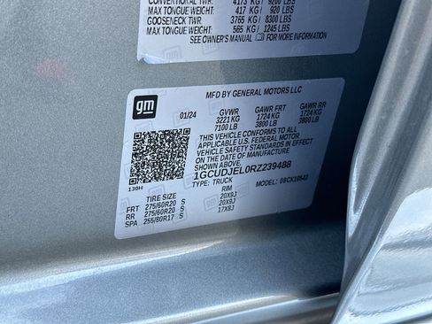 Certified 2024 Chevrolet Silverado 1500 High Country w/ Technology Package image 35