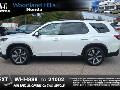 Used 2023 Honda Pilot Touring image 8