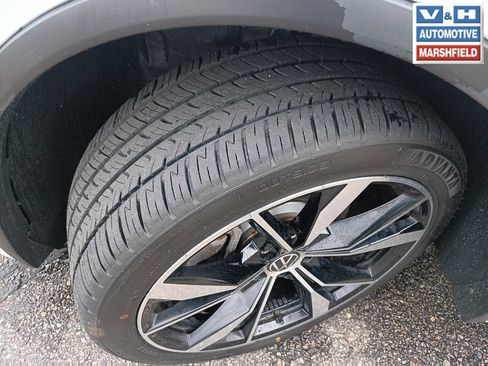 Used 2022 Volkswagen Tiguan SEL R-Line AWD/4WD image 23