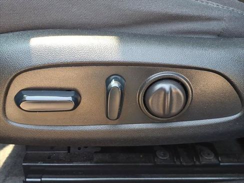 Used 2024 Chevrolet Malibu LT FWD image 13