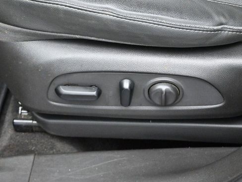 Used 2023 Buick Encore GX Preferred w/ Cold Weather Comfort Package FWD image 14