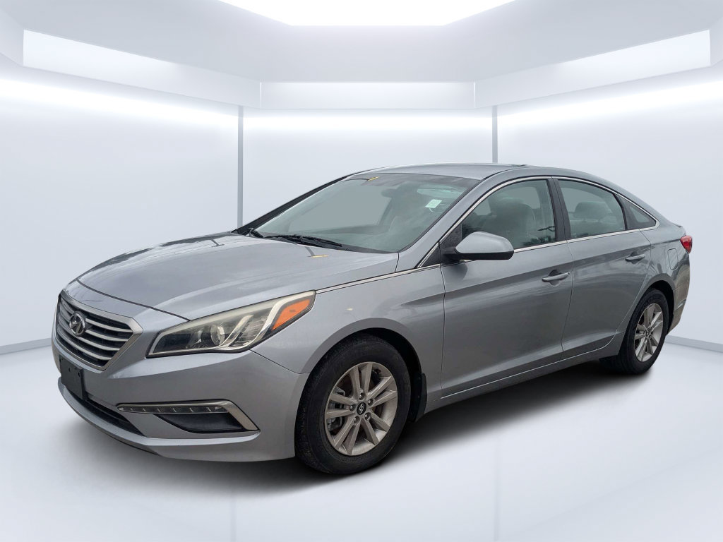 Used 2015 Hyundai Sonata SE w/ Winter Package FWD image 9