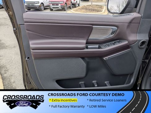 New 2025 Ford Expedition Max Platinum w/ Platinum Ultimate Package image 15