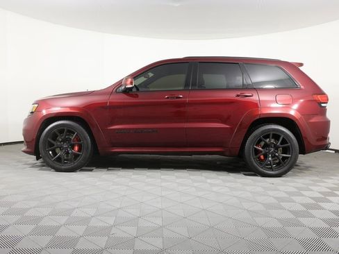 Used 2018 Jeep Grand Cherokee SRT image 2