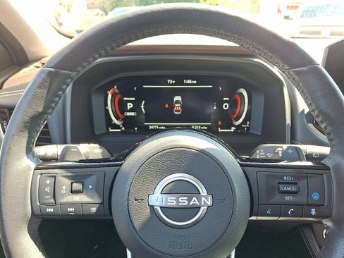 Used 2023 Nissan Rogue Platinum w/ Platinum Premium Package image 25