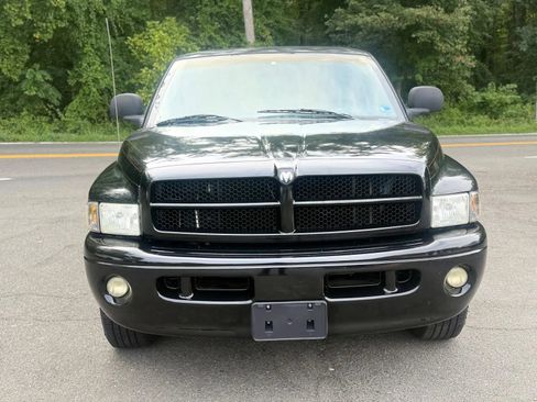 Used 2001 Dodge Ram 1500 Truck 2WD Quad Cab image 2