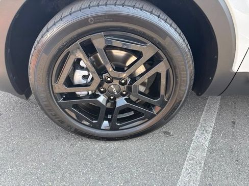 Certified 2024 Kia Telluride SX Prestige X-Line AWD/4WD image 11