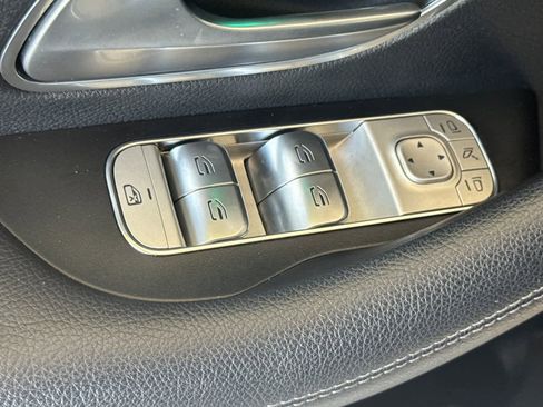 Used 2021 Mercedes-Benz GLE 350 4MATIC image 13