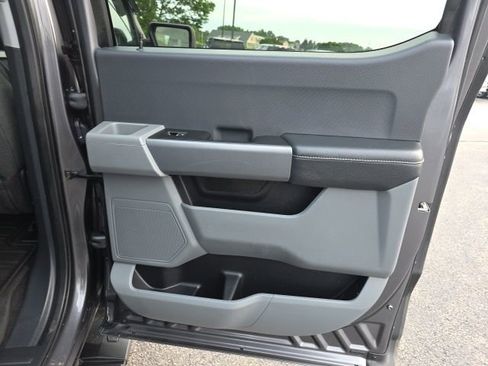 Used 2021 Ford F150 XLT image 16